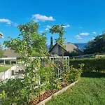 Sara's House Апартаменты