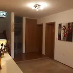 Sara's House * Блед